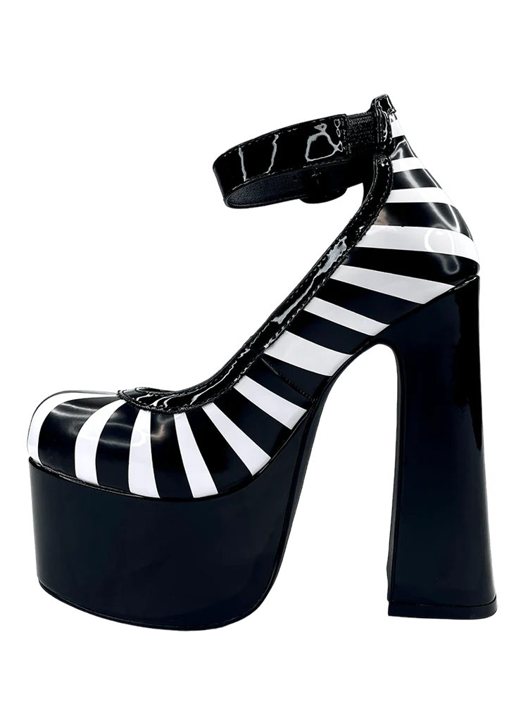 FRIGHT BLACK/WHITE PLATFORM HEELS