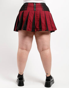 CURVE BO PEEP PLEATED GARTER SKIRT RED