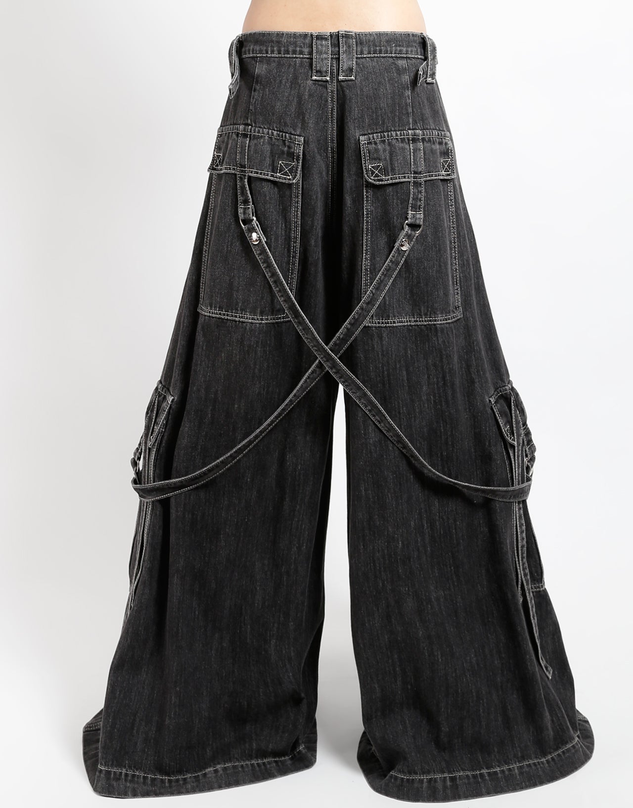 BOOSTER STRAP PANT BLACK DENIM